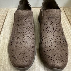 Skechers Dark Taupe Suede Bootie